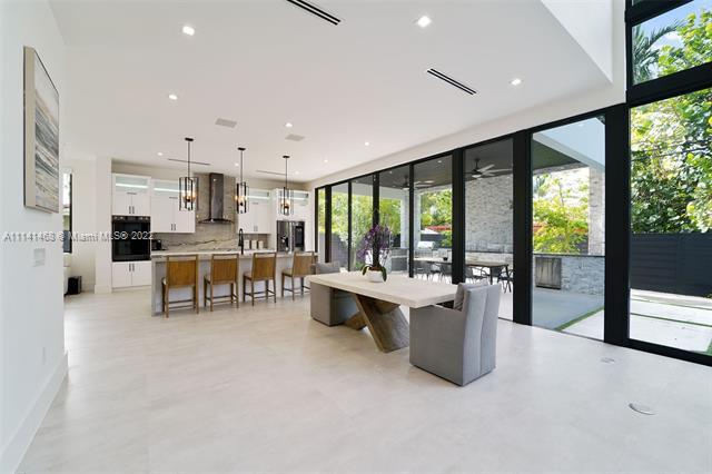Foto del edificio - 4321 SW 11th St