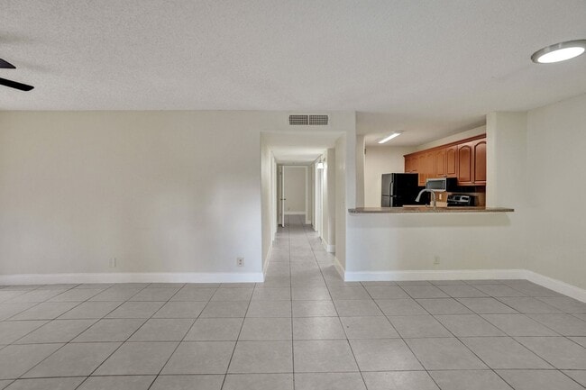 Photo - 3 BED/2BATH Apartment