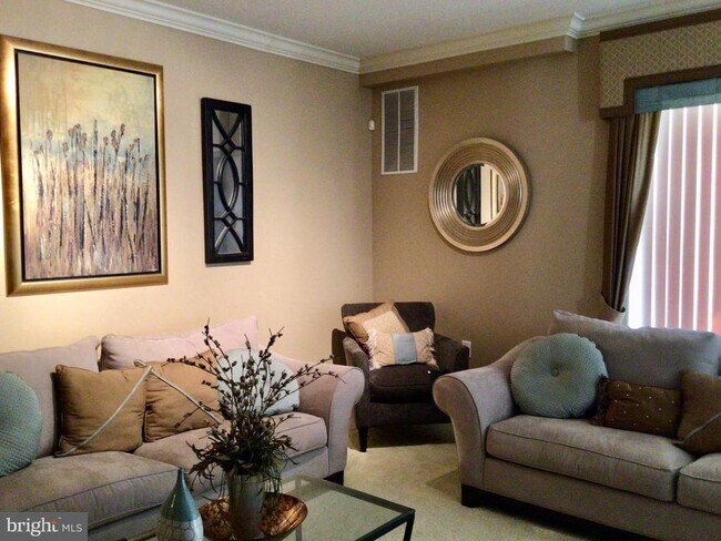 Foto del edificio - 118 Masterson Ct