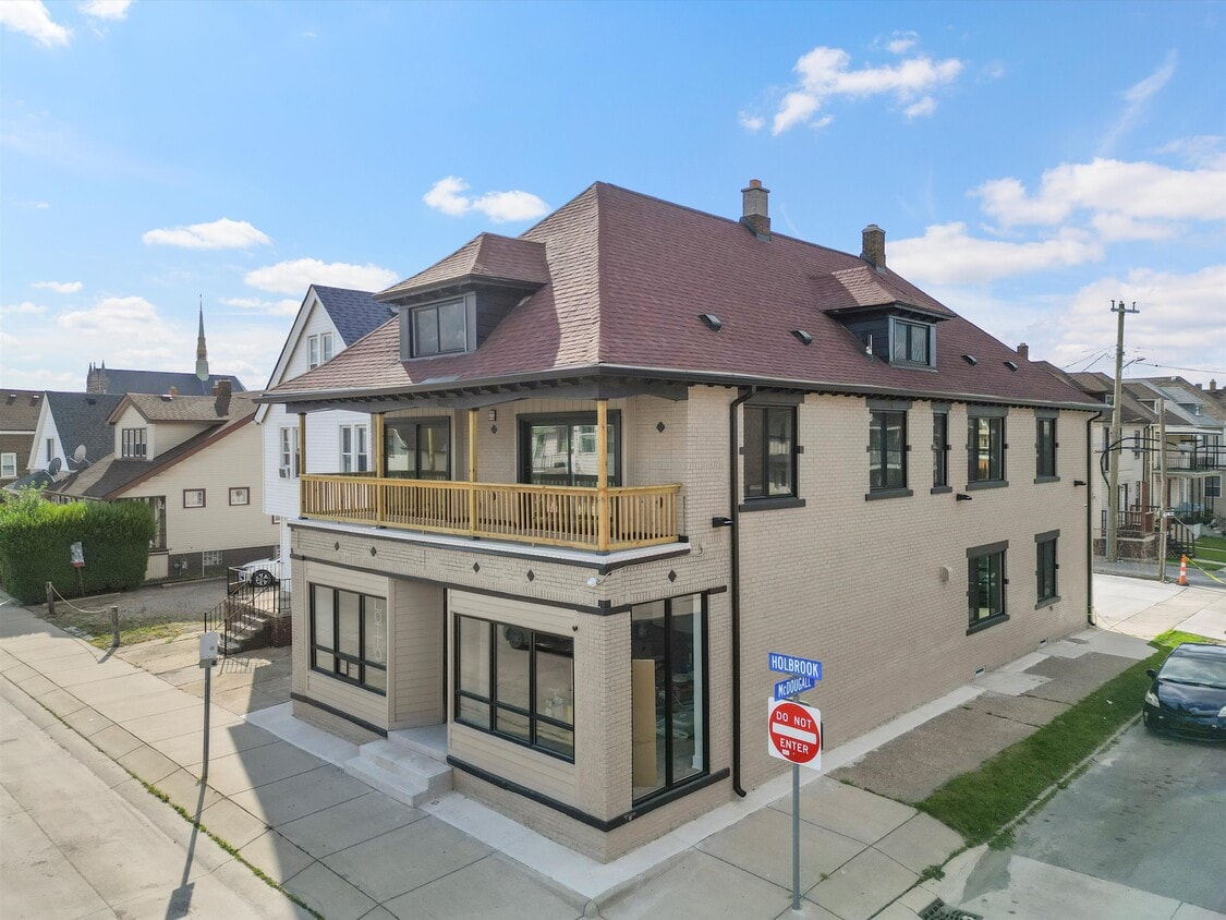 3041 Holbrook St Unit 3041 Holbrook 2F, Hamtramck, MI 48212