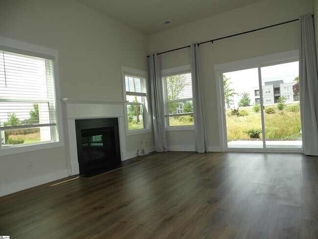 Building Photo - 146 Bromes Wy