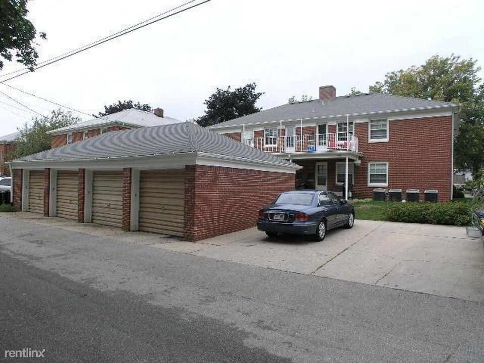 Primary Photo - 9223 W North Ave