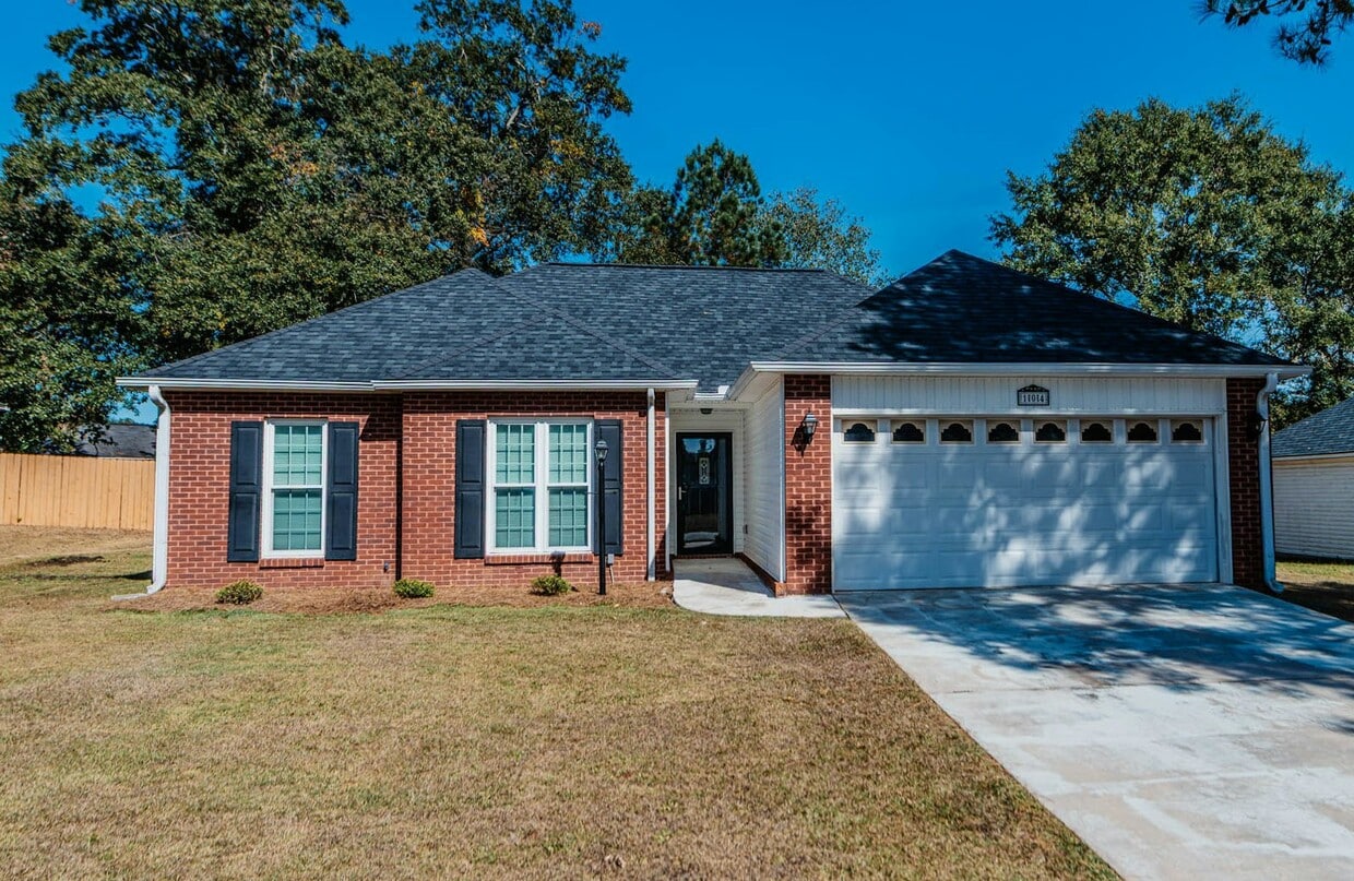 Primary Photo - 104 Lupine Way