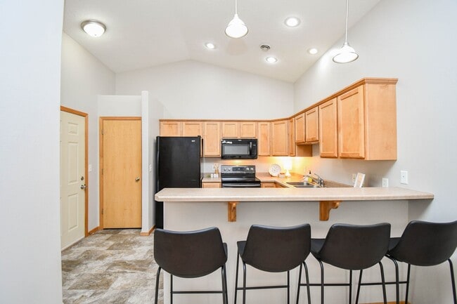 Building Photo - 303 Scott Pl