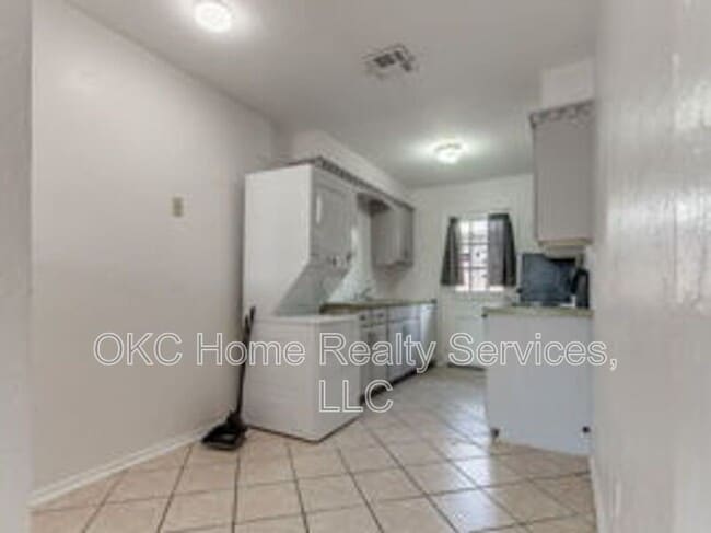 Photo - 7123 NW 16th St House