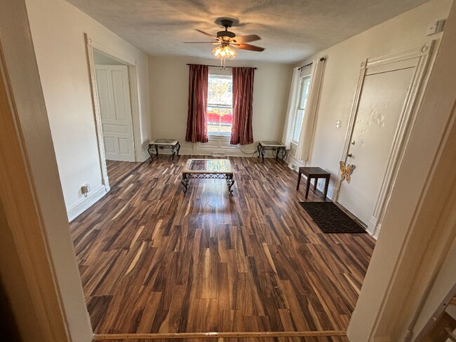 Foto del edificio - 4225 Harper St