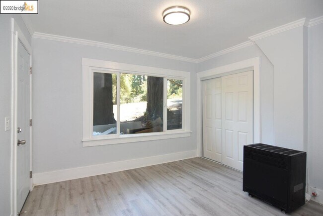 Building Photo - 1197 Euclid Ave