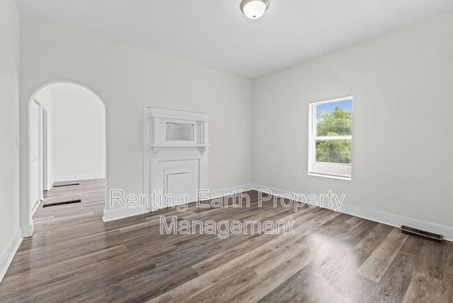 Building Photo - 2426 Ave U