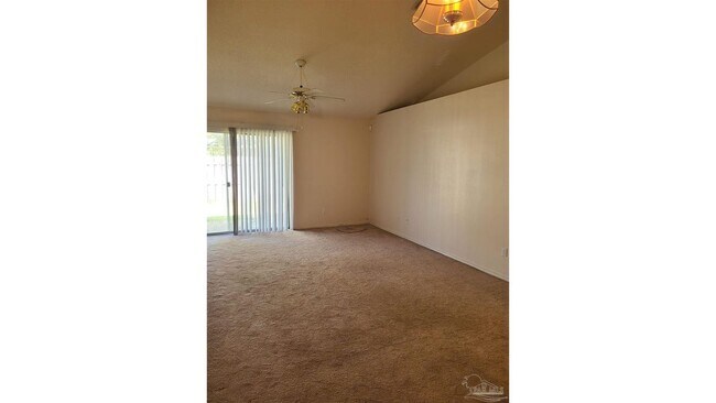 Foto del edificio - 120 Mirabelle Cir