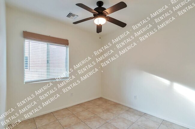 Building Photo - 8960 N Country Home Ln