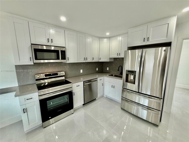 Foto del edificio - 2885 NW 56th St