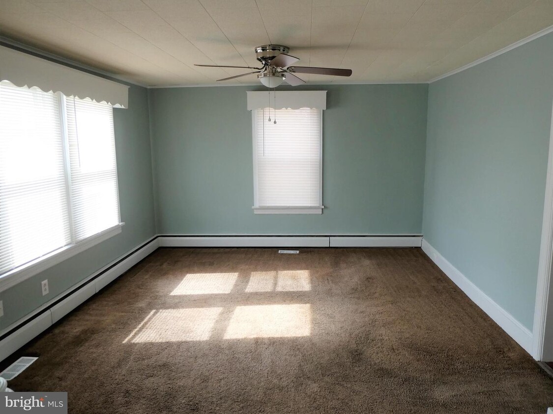 Foto principal - 234 N White Horse Pike