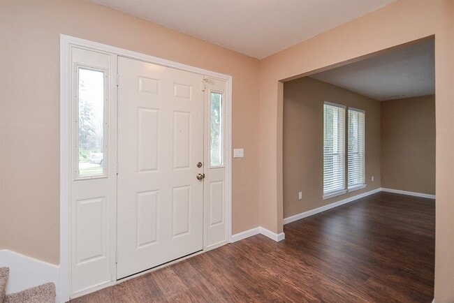 Building Photo - 18135 Brooknoll Dr