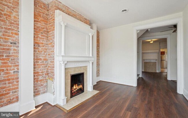Foto del edificio - 223 R St NW