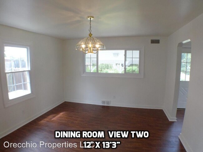 Building Photo - 3 br, 1 bath House - 3901 Hanlin Way