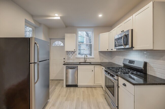 Foto del edificio - 1227 S Peach St