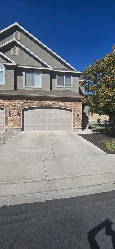 Primary Photo - Beautiful 4 Bed 3.5 Bath in Riverton!!