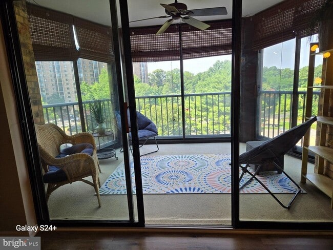 Photo - 5901 Mount Eagle Drive Unit 607 Apartment