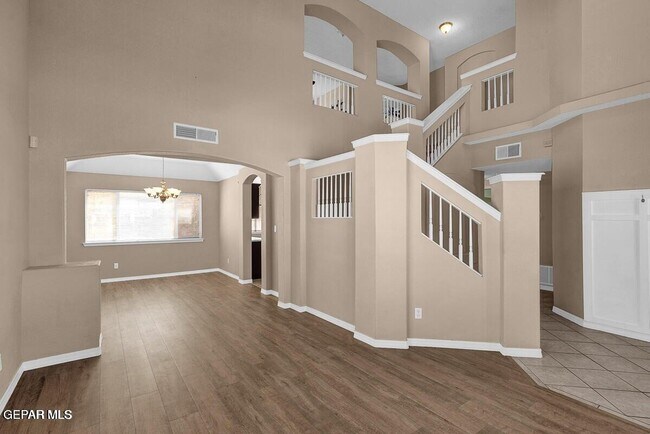 Foto del edificio - 3108 Tierra Nora Dr