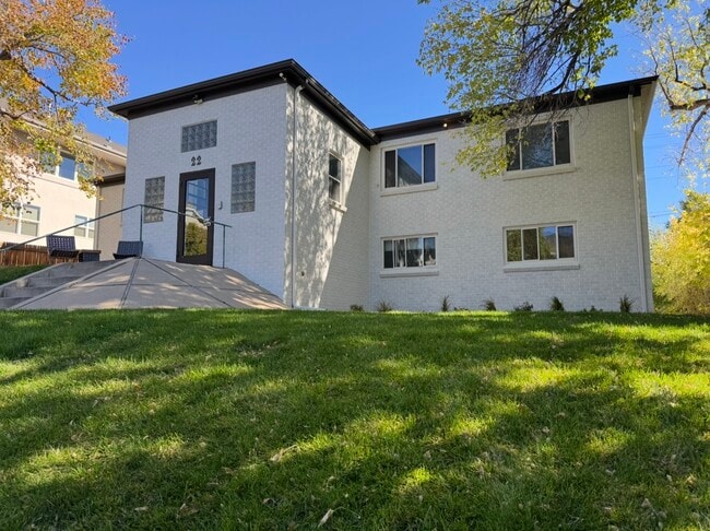 Photo - 22 Jackson St Apartments