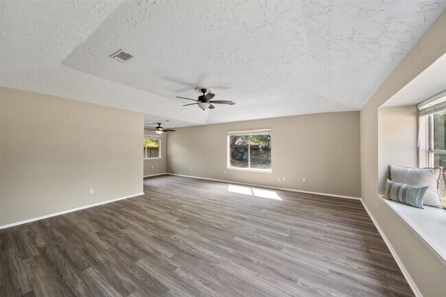Building Photo - 21018 Verdecove Ln