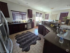 Building Photo - 11669 Splendor View Dr