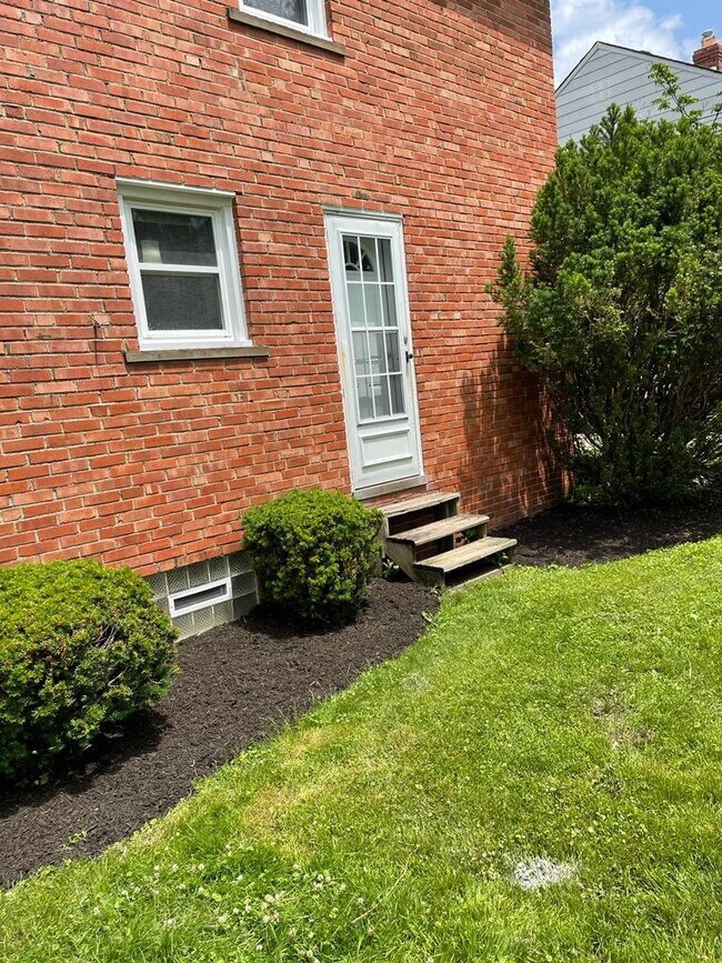 Foto del edificio - 5248 Haverford Dr