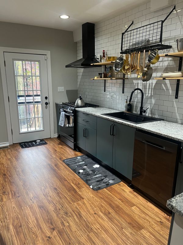 Foto principal - 1265 Washington Blvd