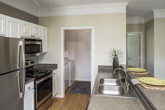 Christopher Wren Apartments and Townhomes photo'