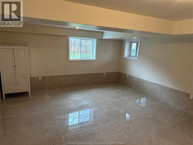 Photo du bâtiment - 342 Renaud Line Rd