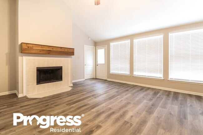 Building Photo - 3723 Eagles Nest St