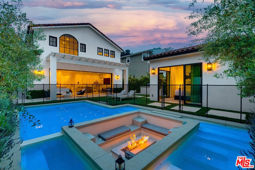 Foto principal - 4324 Camellia Ave