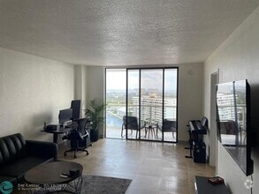 Building Photo - 13499 Biscayne Blvd