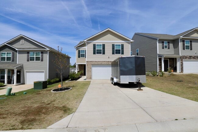 Building Photo - 352 Sandbach Rd