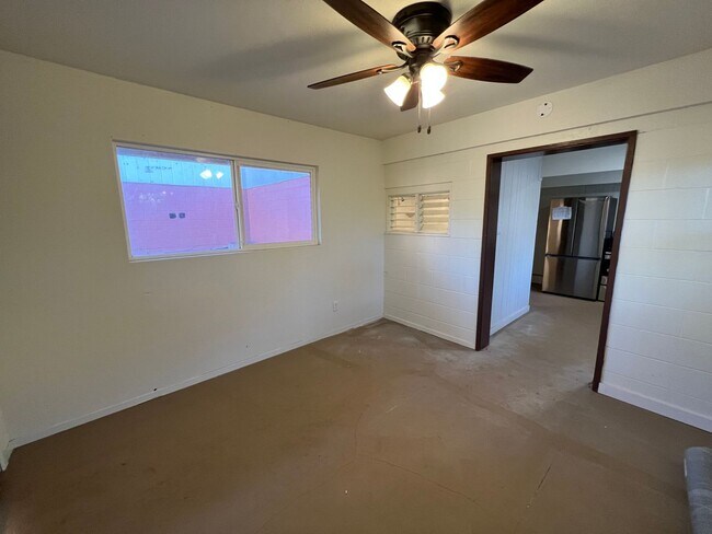Foto del edificio - Downstairs Garden view 1 Bedroom 1 bath unit
