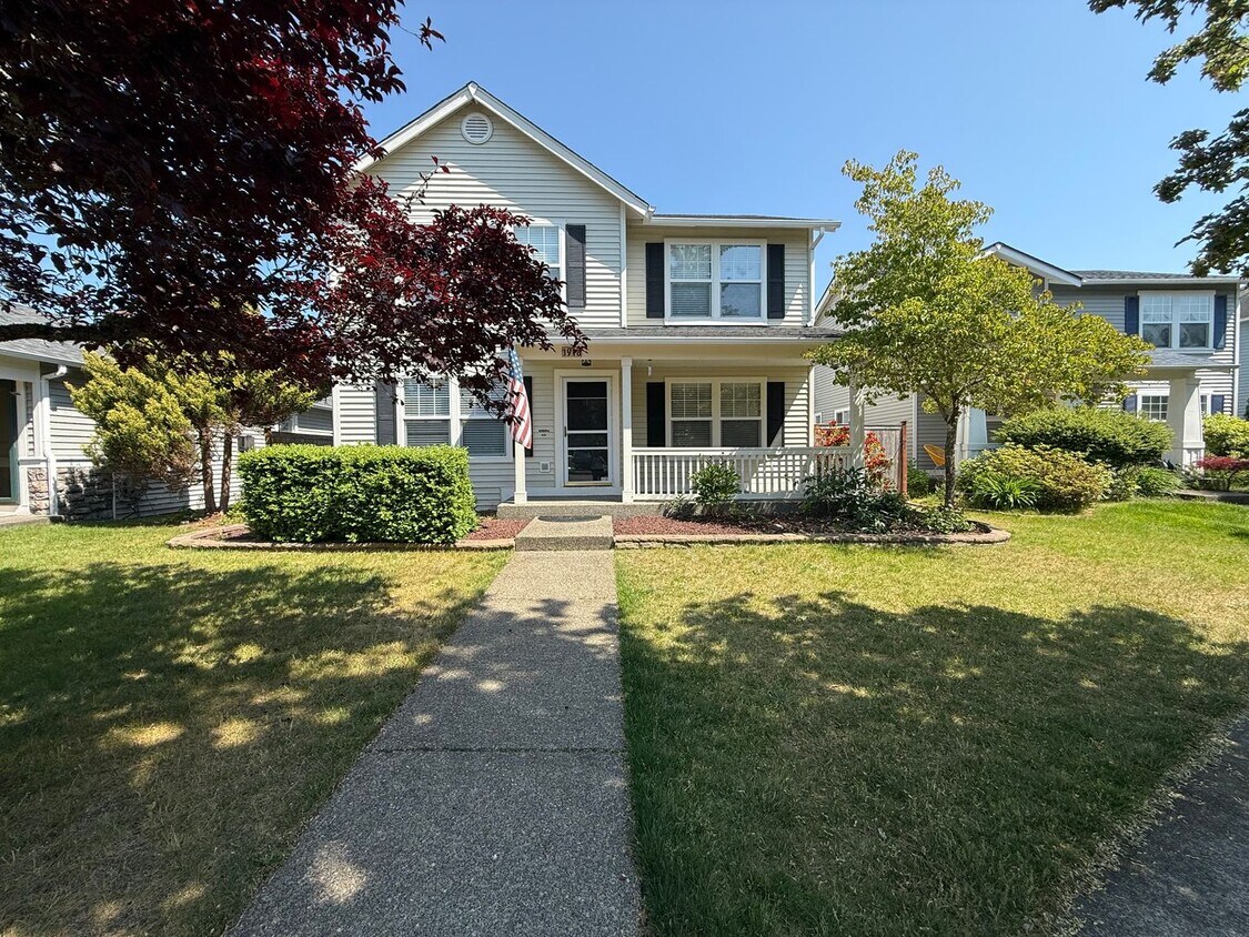 Foto principal - 3BR home in DuPont
