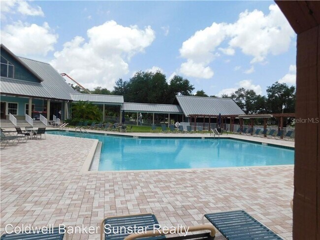Building Photo - 2 br, 2 bath House - 19335 Water Oak Dr G102