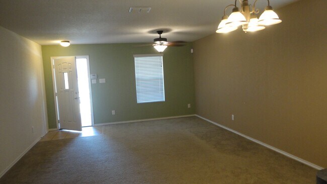 Building Photo - CONVENIENTLY LOCATED