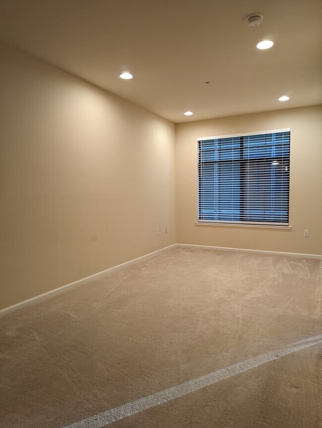 Foto del edificio - 989 Franklin St