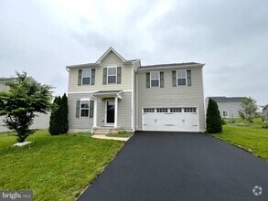 Building Photo - 3215 Pebble Run Dr