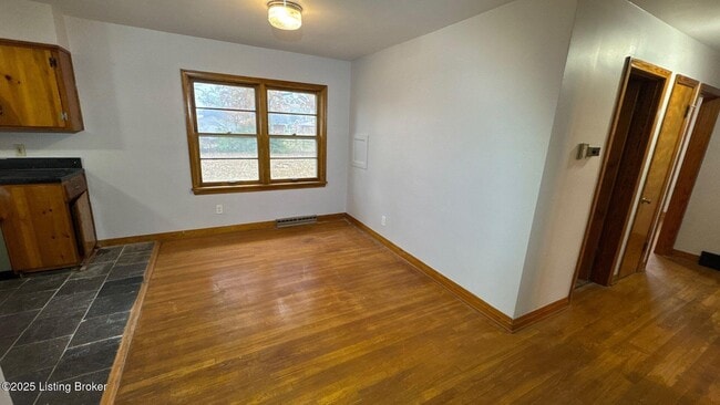 Foto del edificio - 5908 Ashby Ln