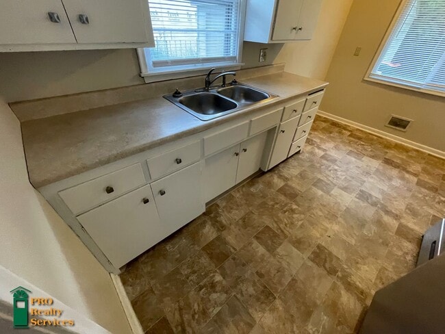 Building Photo - 2 Bedroom Home in Blaine