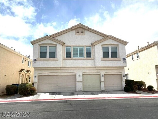 Building Photo - 9333 Leaping Deer Pl