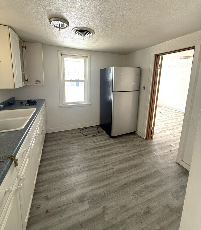 Foto del edificio - 1524 N Summit Ave