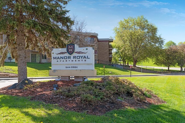 Foto del edificio - Manor Royal