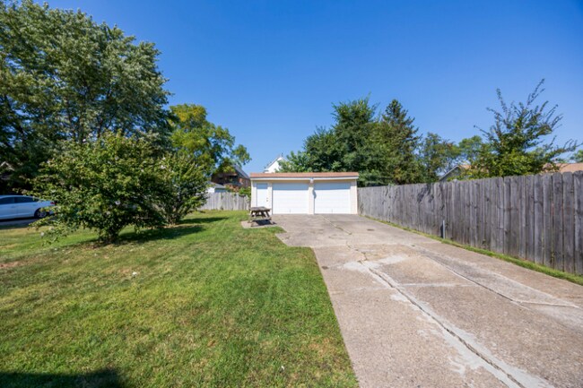 Building Photo - 7192 Wentworth Ave