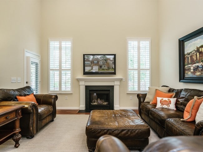 Living Room Fireplace - 5447 Jessip St