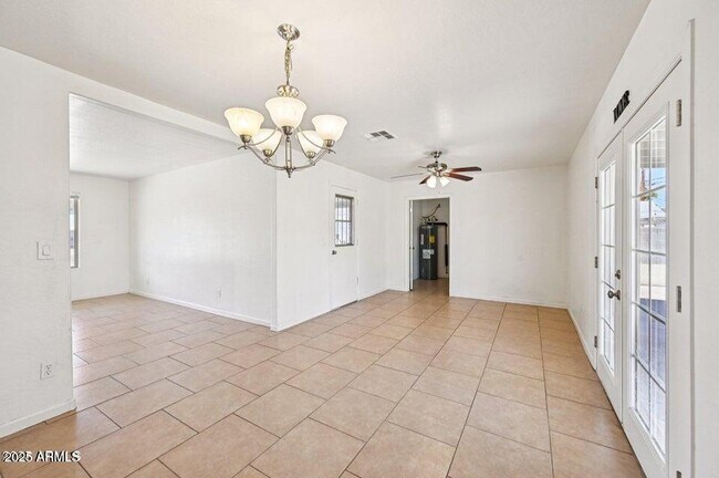 Foto del edificio - 1532 W 6th St