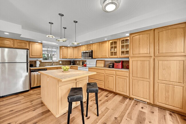 Foto del edificio - 2650 S Vaughn Way