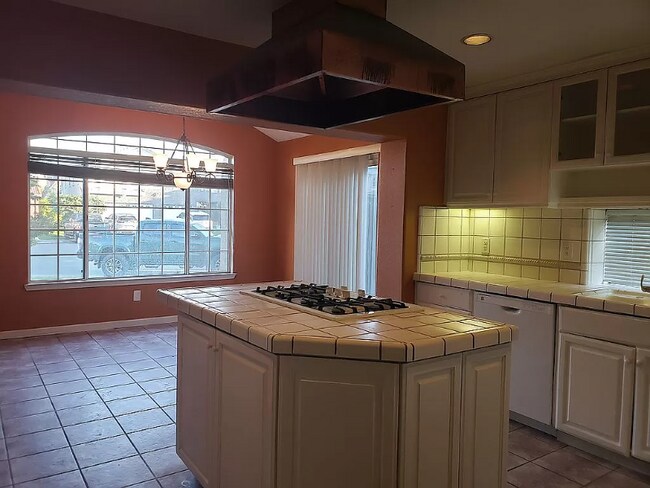 Building Photo - 9862 Deep Water Ln